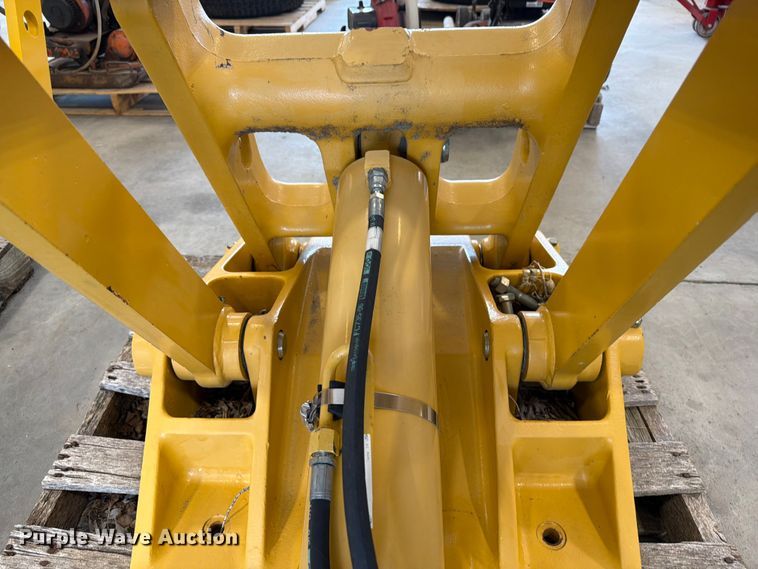 image for item ER1802 John Deere front lift group