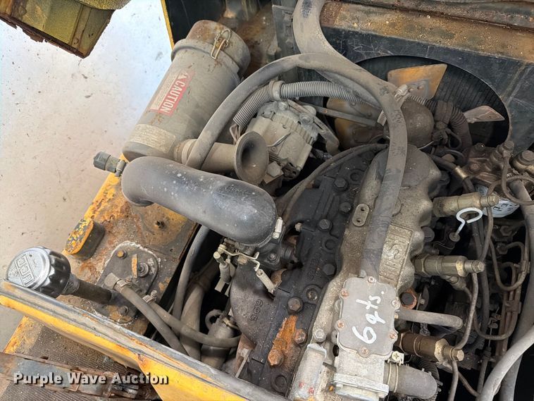 image for item ER1804 Hyster H40-XL-MIL forklift