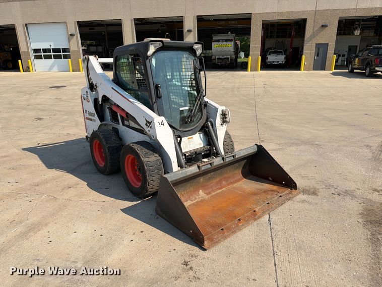 image for item ER1805 2014 Bobcat S570 skid steer loader
