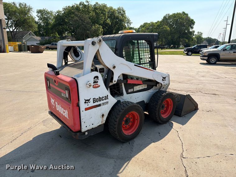 image for item ER1805 2014 Bobcat S570 skid steer loader