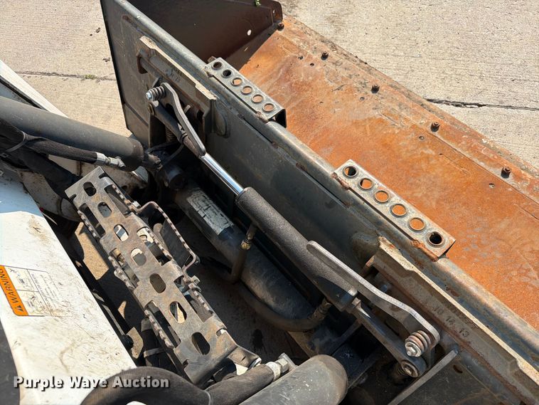 image for item ER1805 2014 Bobcat S570 skid steer loader