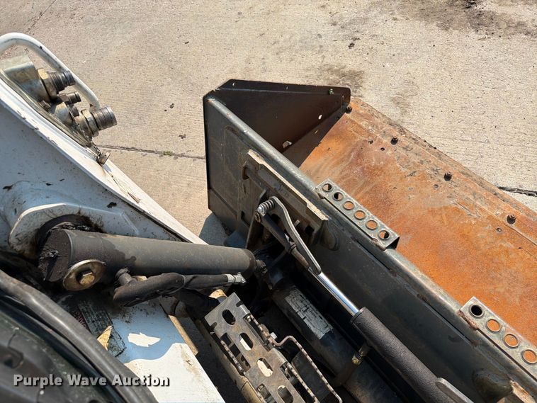 image for item ER1805 2014 Bobcat S570 skid steer loader