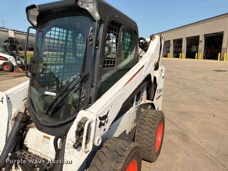 image for item ER1805 2014 Bobcat S570 skid steer loader