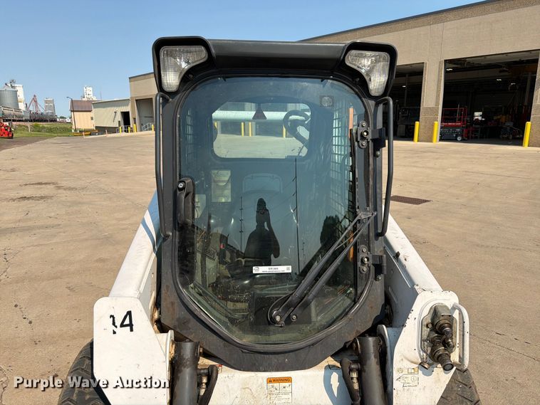 image for item ER1805 2014 Bobcat S570 skid steer loader