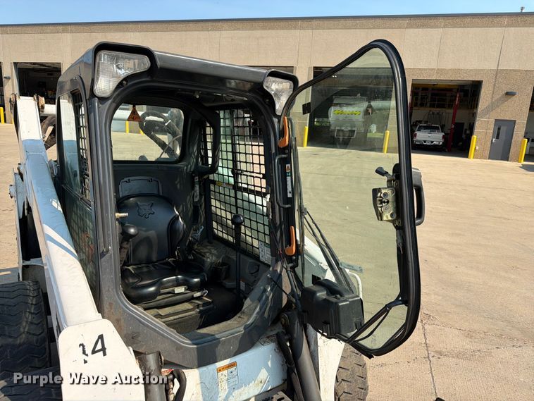 image for item ER1805 2014 Bobcat S570 skid steer loader
