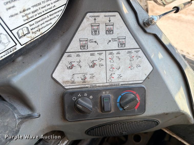 image for item ER1805 2014 Bobcat S570 skid steer loader