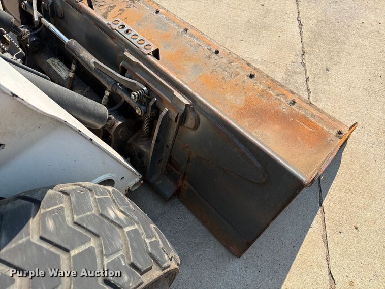 image for item ER1806 2014 Bobcat S750 skid steer loader