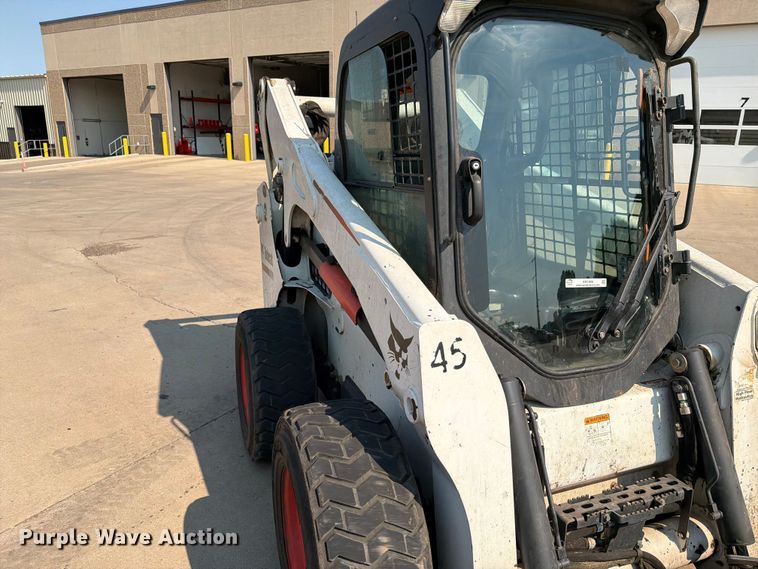 image for item ER1806 2014 Bobcat S750 skid steer loader
