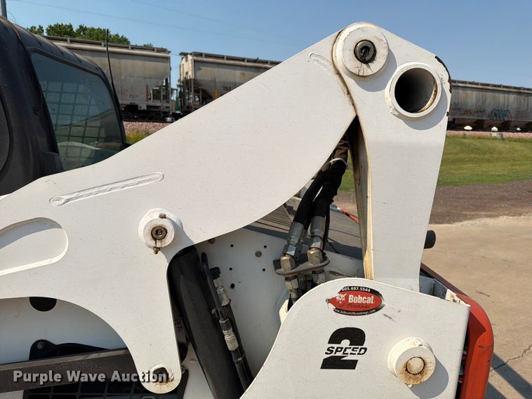 image for item ER1806 2014 Bobcat S750 skid steer loader