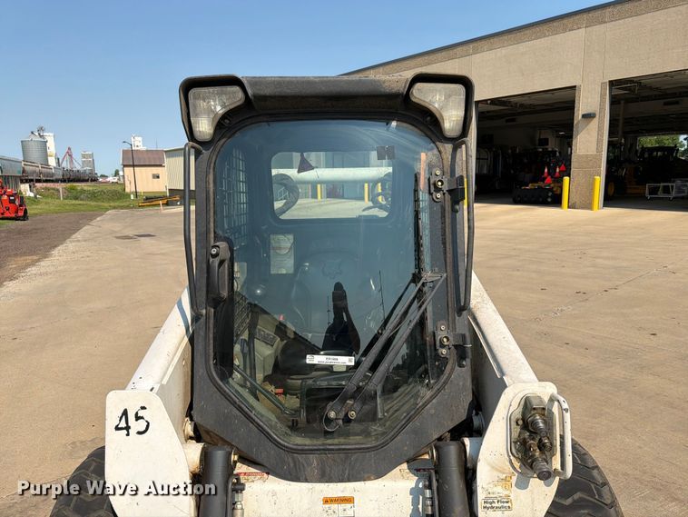 image for item ER1806 2014 Bobcat S750 skid steer loader