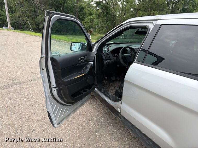 image for item ER1811 2018 Ford Explorer Police Interceptor SUV