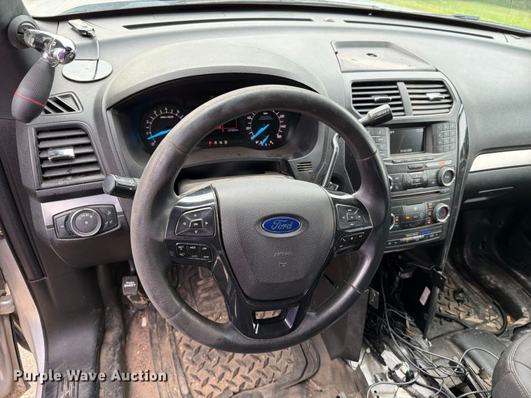 image for item ER1811 2018 Ford Explorer Police Interceptor SUV