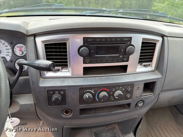 image for item ER1813 2007 Dodge Ram 2500 Crew Cab pickup truck