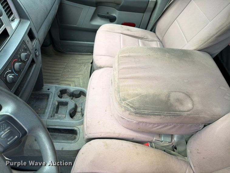 image for item ER1813 2007 Dodge Ram 2500 Crew Cab pickup truck