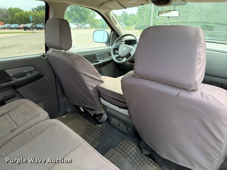 image for item ER1813 2007 Dodge Ram 2500 Crew Cab pickup truck