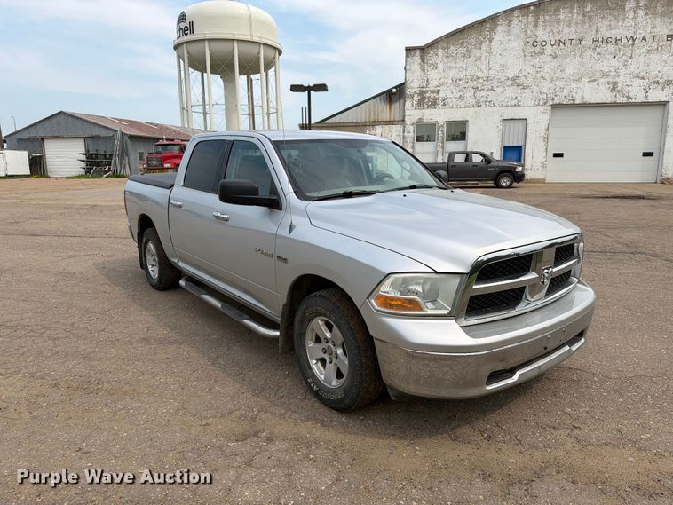 image for item ER1814 2010 Dodge Ram 1500 Ext. Cab pickup truck