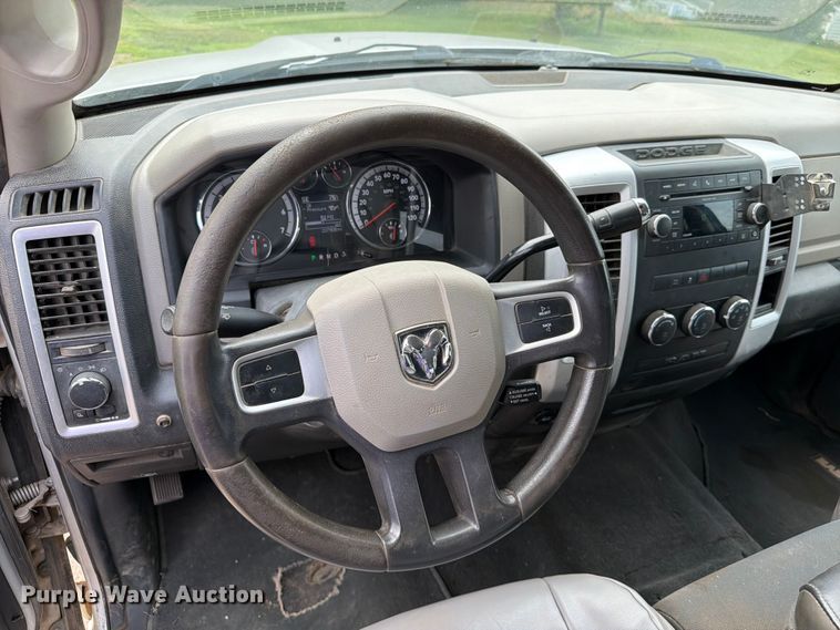 image for item ER1814 2010 Dodge Ram 1500 Ext. Cab pickup truck