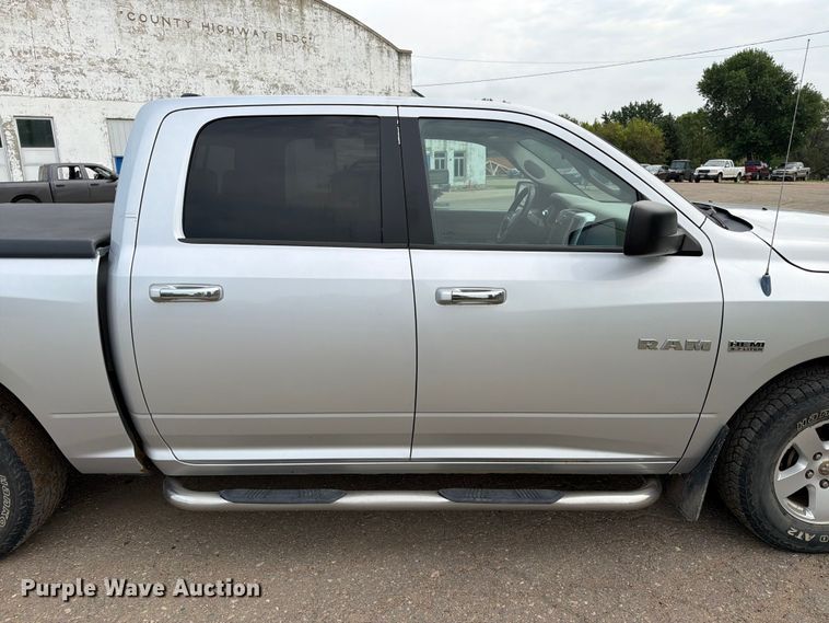 image for item ER1814 2010 Dodge Ram 1500 Ext. Cab pickup truck