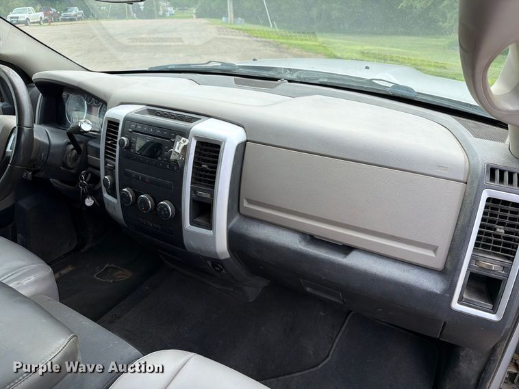 image for item ER1814 2010 Dodge Ram 1500 Ext. Cab pickup truck