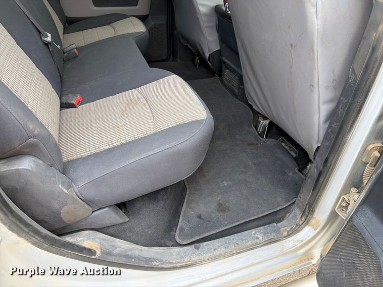 image for item ER1814 2010 Dodge Ram 1500 Ext. Cab pickup truck