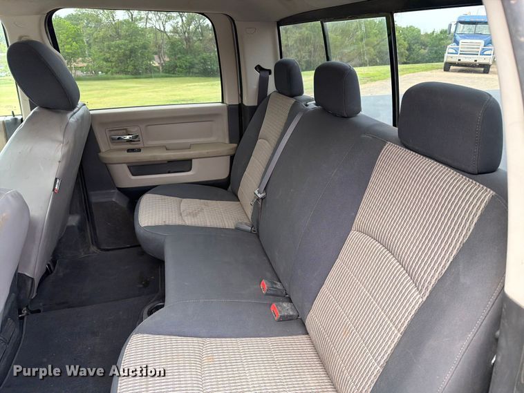 image for item ER1814 2010 Dodge Ram 1500 Ext. Cab pickup truck