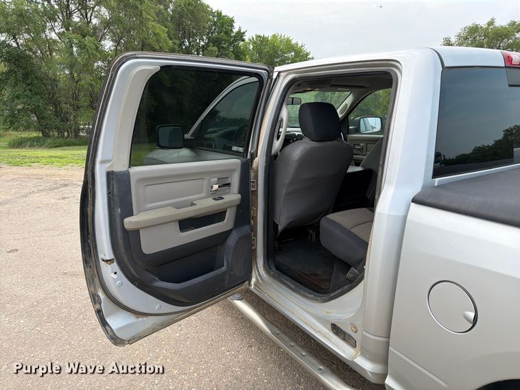 image for item ER1814 2010 Dodge Ram 1500 Ext. Cab pickup truck