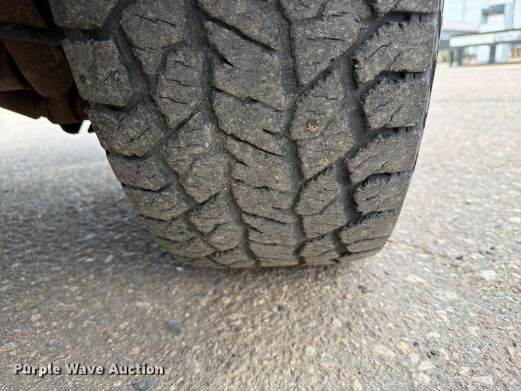 image for item ER1814 2010 Dodge Ram 1500 Ext. Cab pickup truck