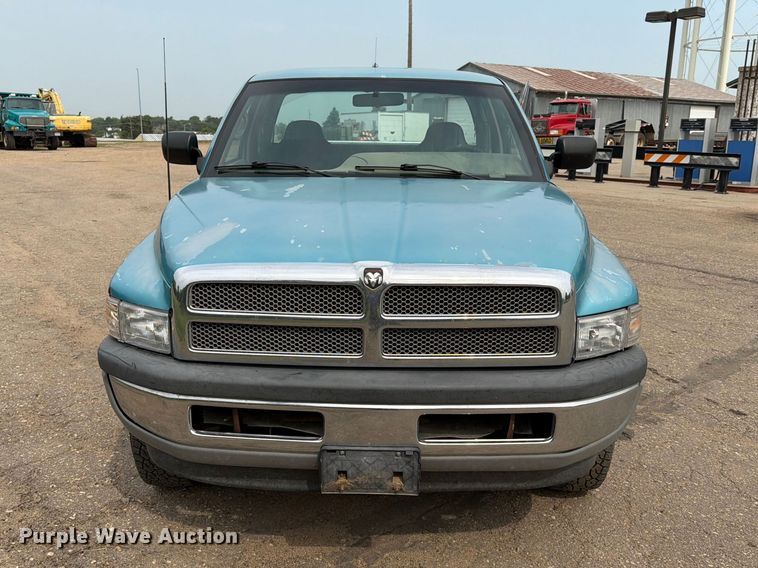 image for item ER1815 1996 Dodge Ram 1500 Ext. Cab pickup truck