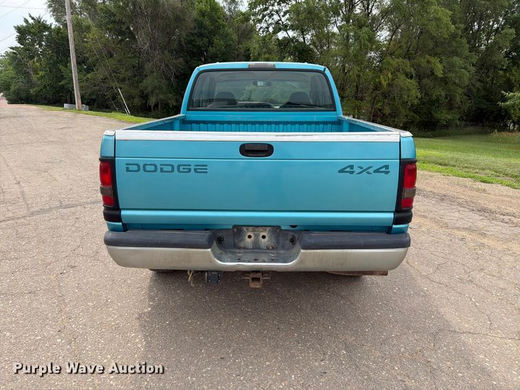 image for item ER1815 1996 Dodge Ram 1500 Ext. Cab pickup truck