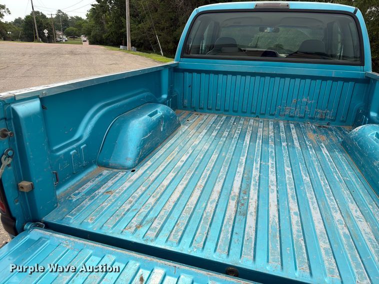 image for item ER1815 1996 Dodge Ram 1500 Ext. Cab pickup truck