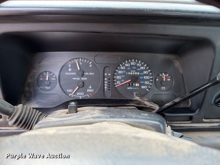 image for item ER1815 1996 Dodge Ram 1500 Ext. Cab pickup truck
