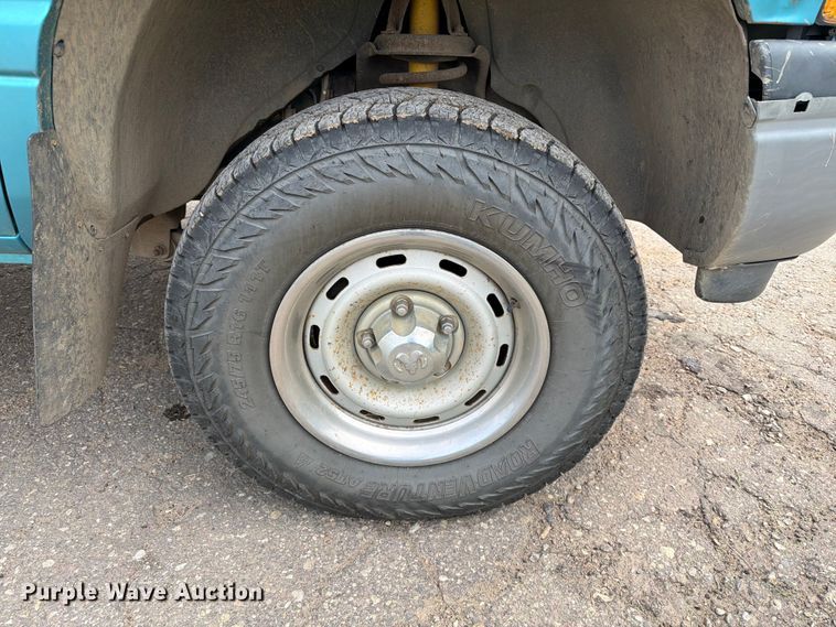 image for item ER1815 1996 Dodge Ram 1500 Ext. Cab pickup truck