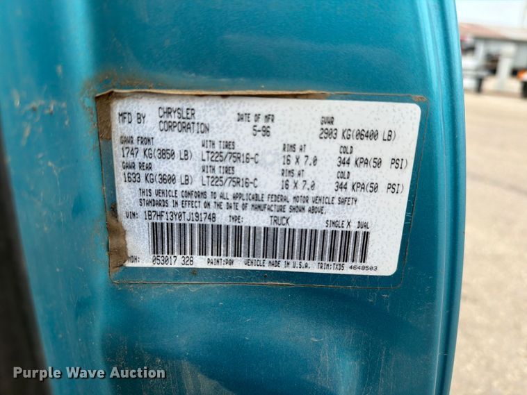 image for item ER1815 1996 Dodge Ram 1500 Ext. Cab pickup truck