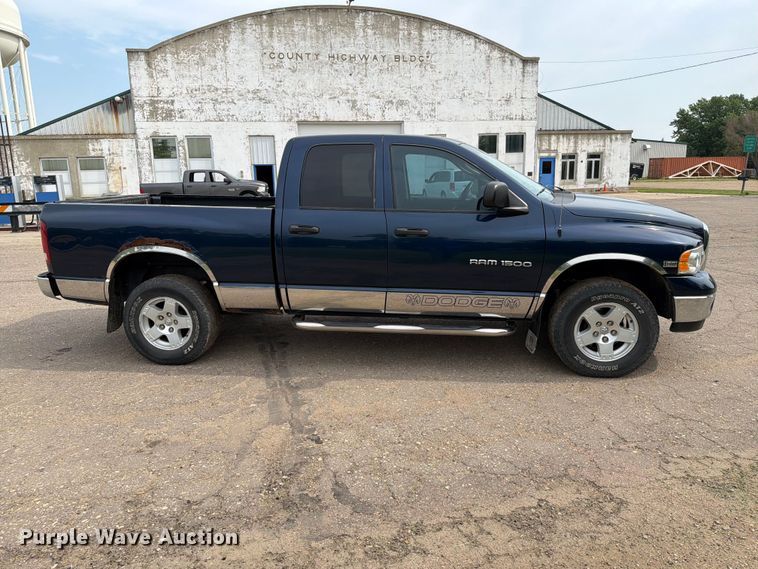 image for item ER1816 2005 Dodge Ram 1500 Ext. Cab pickup truck