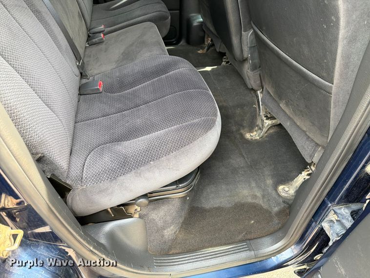 image for item ER1816 2005 Dodge Ram 1500 Ext. Cab pickup truck