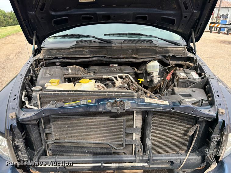 image for item ER1816 2005 Dodge Ram 1500 Ext. Cab pickup truck