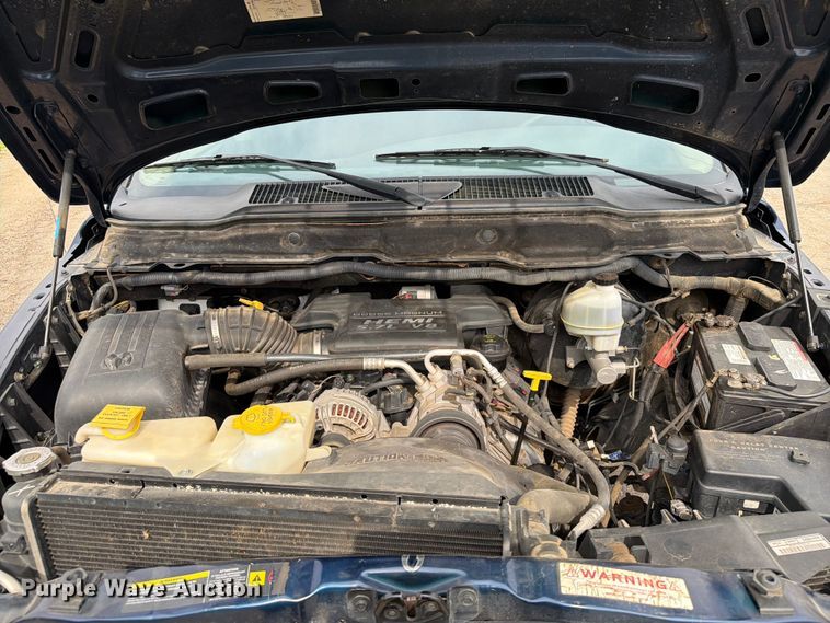 image for item ER1816 2005 Dodge Ram 1500 Ext. Cab pickup truck