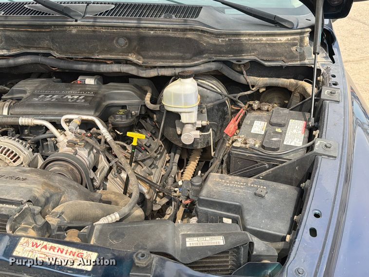 image for item ER1816 2005 Dodge Ram 1500 Ext. Cab pickup truck