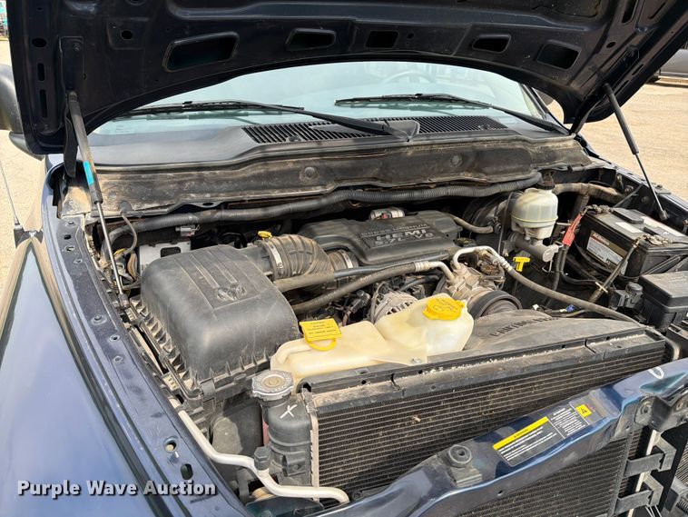 image for item ER1816 2005 Dodge Ram 1500 Ext. Cab pickup truck