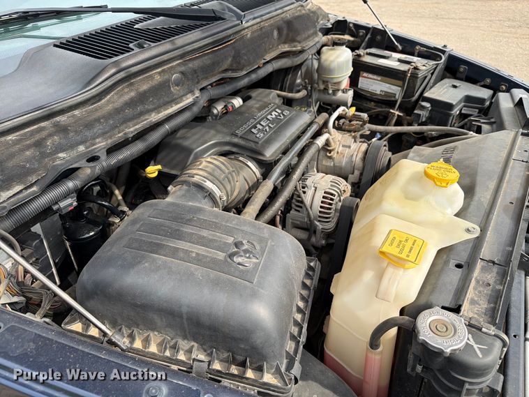 image for item ER1816 2005 Dodge Ram 1500 Ext. Cab pickup truck