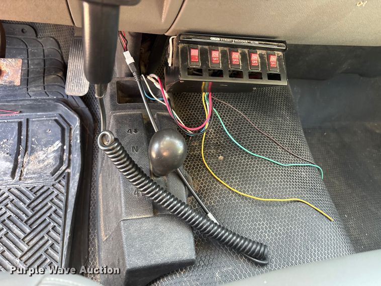 image for item ER3077 2008 Chevrolet Silverado 3500HD pickup truck