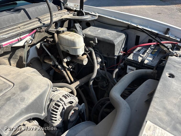 image for item ER3077 2008 Chevrolet Silverado 3500HD pickup truck