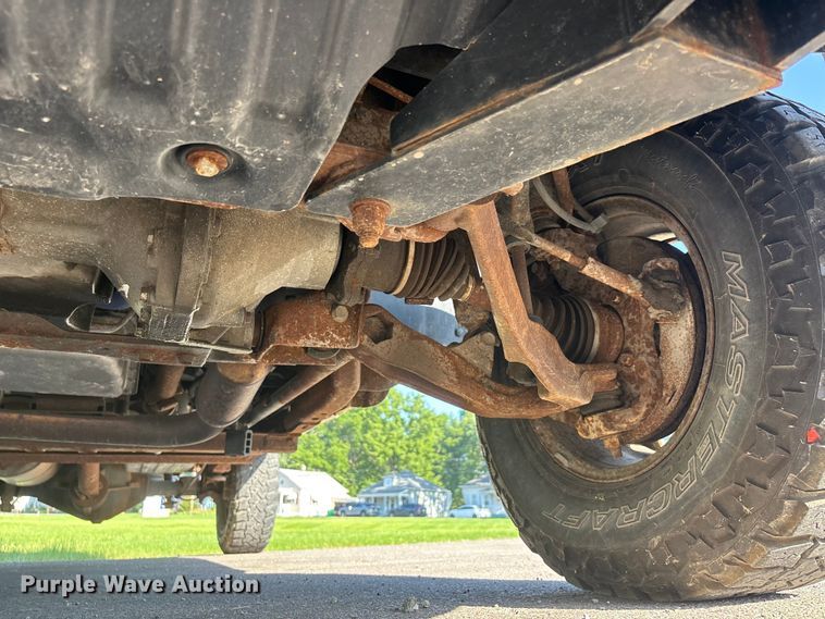 image for item ER3077 2008 Chevrolet Silverado 3500HD pickup truck