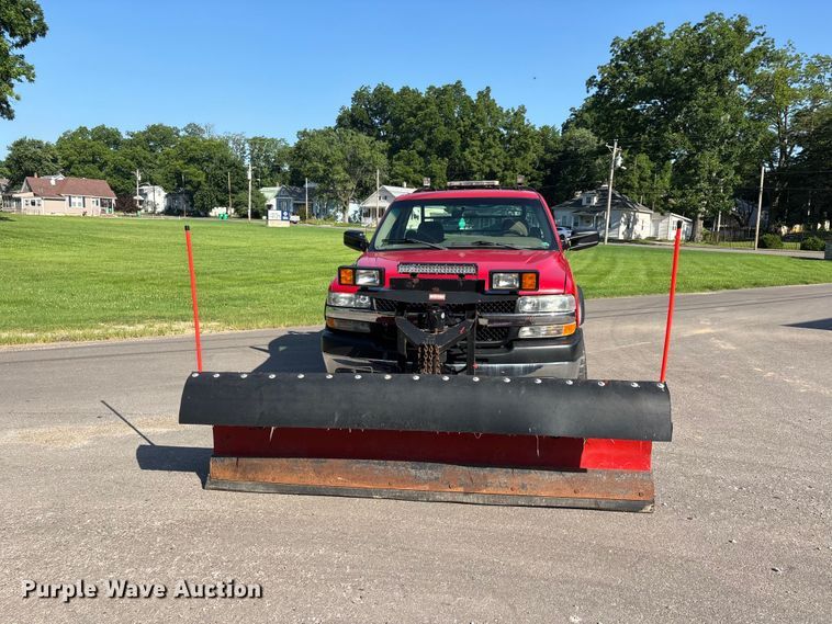 image for item ER3078 2002 Chevrolet Silverado 2500HD pickup truck