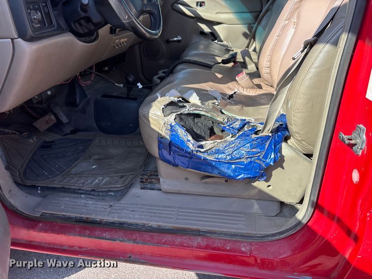 image for item ER3078 2002 Chevrolet Silverado 2500HD pickup truck
