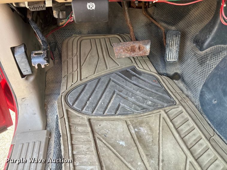 image for item ER3078 2002 Chevrolet Silverado 2500HD pickup truck