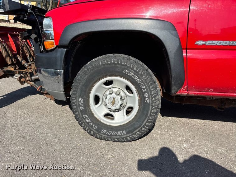 image for item ER3078 2002 Chevrolet Silverado 2500HD pickup truck