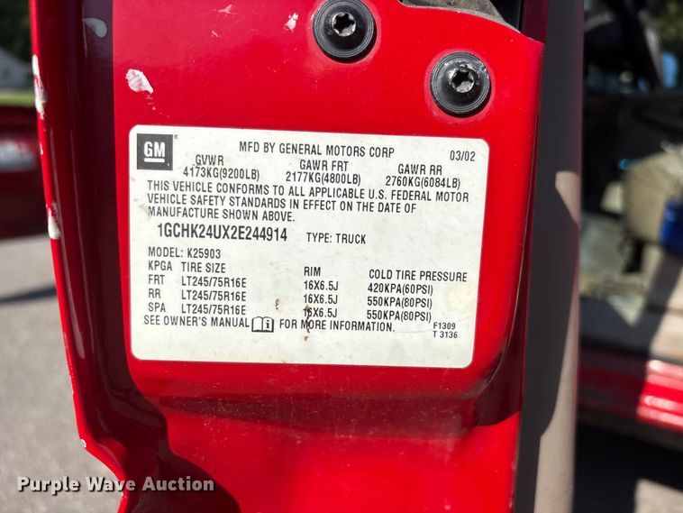 image for item ER3078 2002 Chevrolet Silverado 2500HD pickup truck