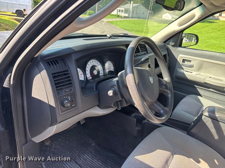 image for item ER3079 2011 Dodge Dakota Crew Cab pickup truck
