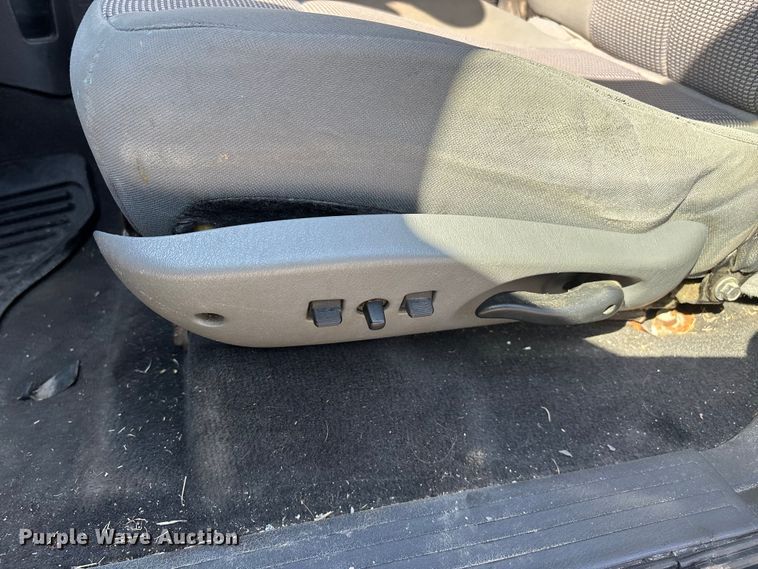 image for item ER3079 2011 Dodge Dakota Crew Cab pickup truck
